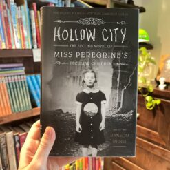 Alternative view of Miss Peregrine's Peculiar Children: Hollow City