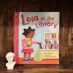 Alternative view of Lola at the Library